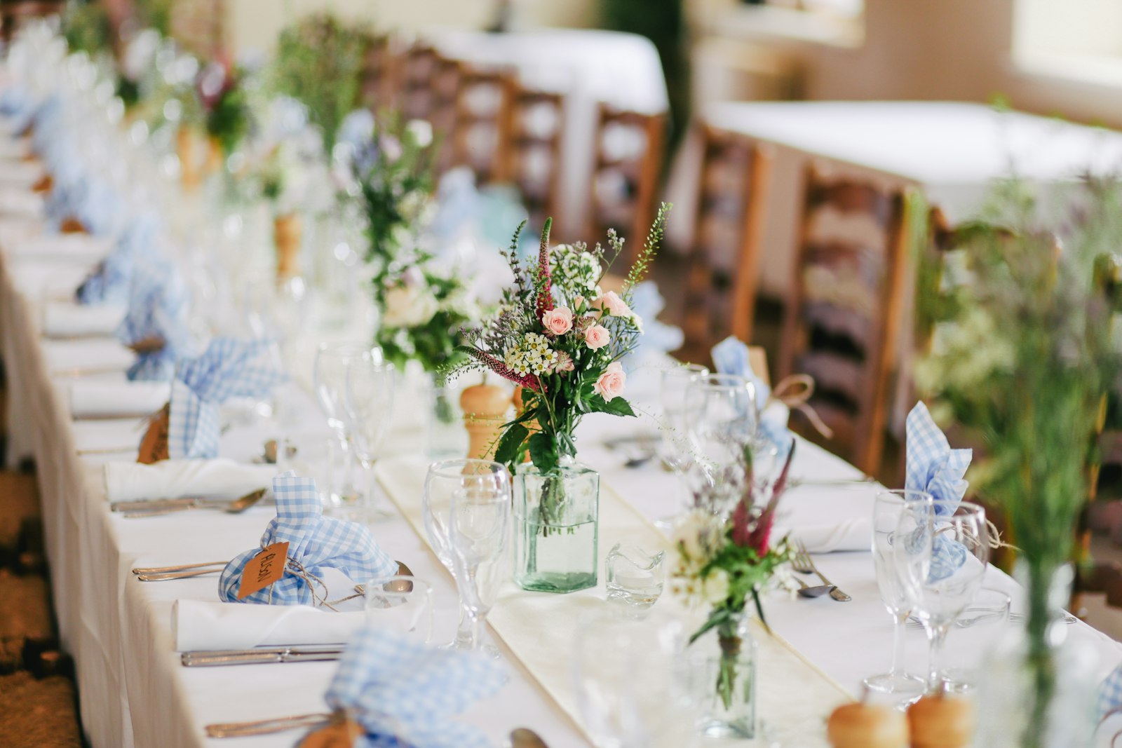Table de réception de mariage dressée